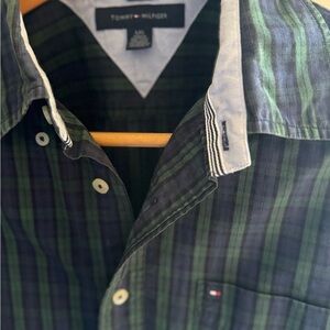 Tommy Hilfiger Men's Navy and Green Striped Shirt